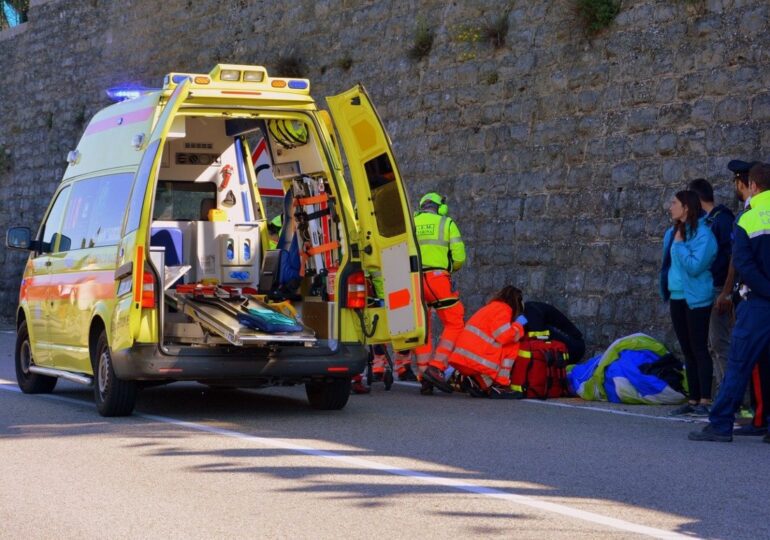 3 heridos en un accidente con tres coches y una moto implicados en Cartagena