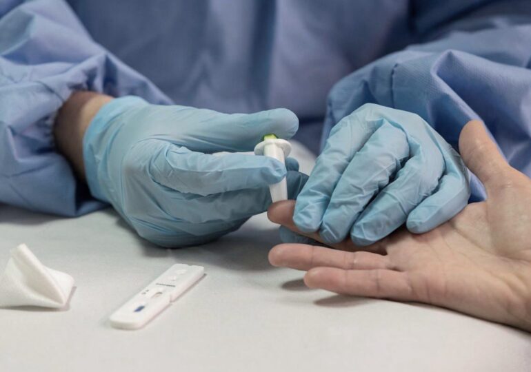 Los casos de coronavirus se disparan en la Región en un día