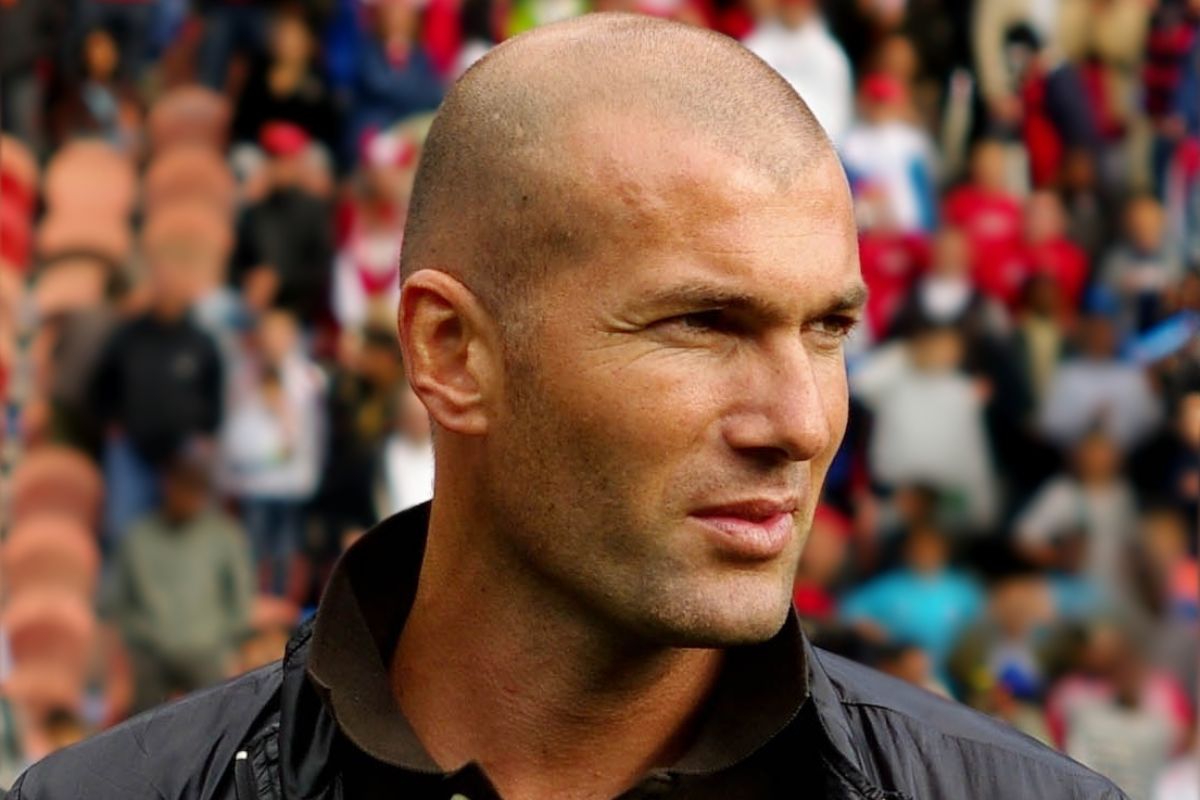 Zidane se va del Real Madrid