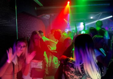 Vuelve el baile y la barra a locales de ocio de murcia