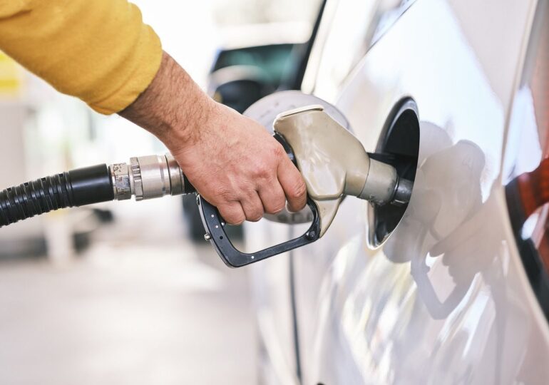 Rebajas por el elevado precio de la gasolina y diésel