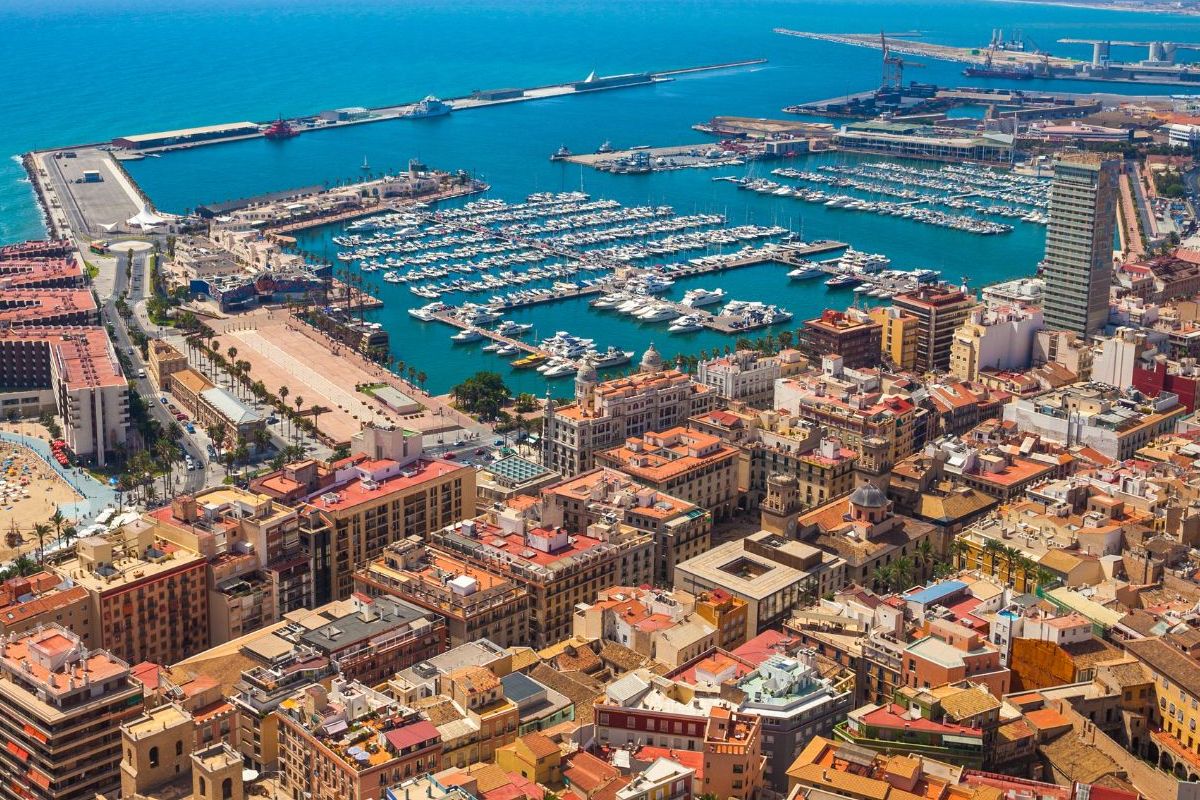 Alicante apuesta por las empresas locales